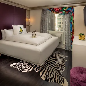 Отель Staypineapple, An Artful Hotel, Midtown